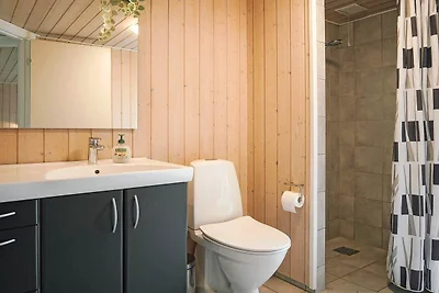 8 Personen Ferienhaus in Nexø-By Traum