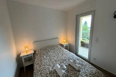 Wohnung in Bormes nahe Pin Viertel
