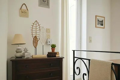 Haus in Lefkes mit Blick auf das Dorf