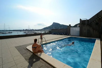 Apartment in Estartit near sea beach
