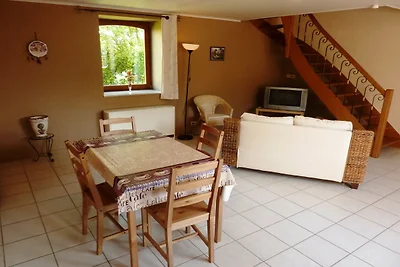 Cottage a Comont con giardino