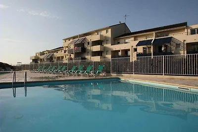 Marineblaue Residenz mit zwei Zimmern