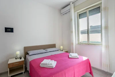 Doppelhaushälfte mit privatem Garten