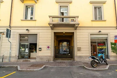 Modern Apartment in Via Carloni