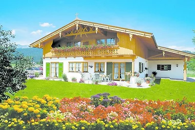 Appartamento per vacanze a Krün con piscina