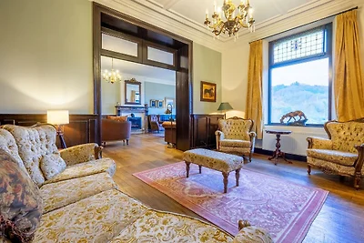 Elegant kasteel voor 12 gasten