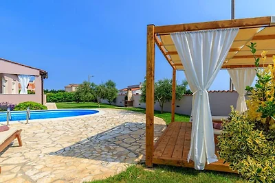 Ferienhaus in Marcana mit Schwimmbecken