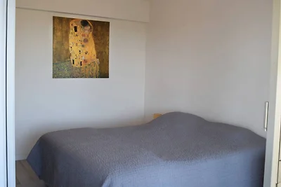 Meerblick in Golfe-Juan in der Nähe des Stran...