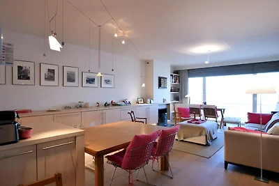 Gouden strand 0203 met zeezicht in De Haan