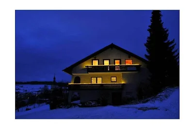 Landhaus Fernblick Ferienwohnung  -ZWO-