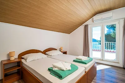 Guest House Daniela - Deluxe Double Room with...