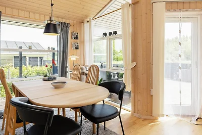 6 Personen Ferienhaus in Tranekær-By Traum