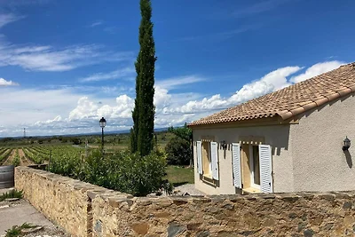 Confortevole villa con jacuzzi