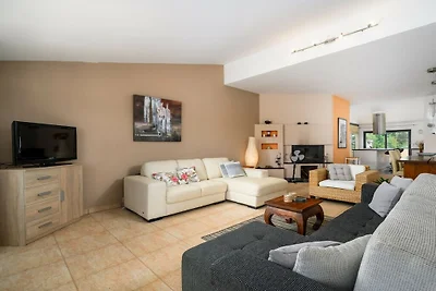 Apartment Panous 3