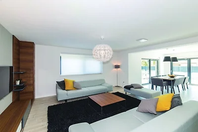 Modern Kastel Villa with Private Pool, Gym, a...