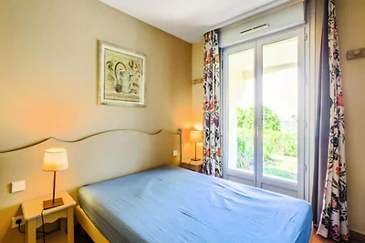 Apartment in Les Issambres mit Zugang zum...