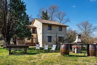 Traumhaftes Ferienhaus mit Garten in Pietrafi...