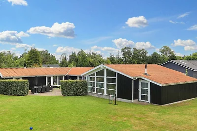 14 Personen Ferienhaus in Væggerløse-By Traum