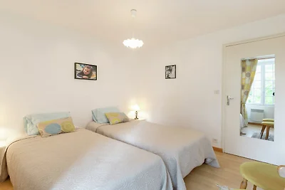 Uitnodigend vakantiehuis met tuin