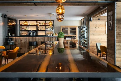 Chalet in Tignes mit Seeblick und Spa