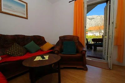 Apartment mit drei Schlafzimmern und Terrasse