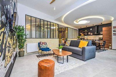 Geräumige Wohnung – 4BR/10P –...