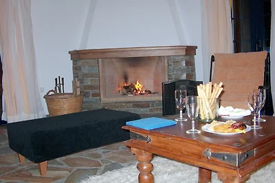 Ferienhaus in Karystos mit Schwimmbecken