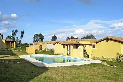 Bungalows mit Privatpool an der Costa Rei