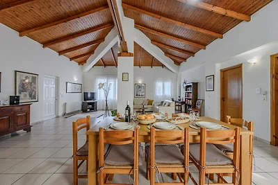 Villa in Episkopi nahe Karteros Strand