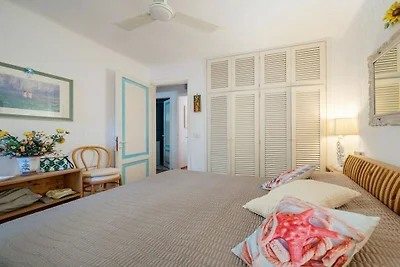 Wohnung in Porto Rotondo mit Terrasse