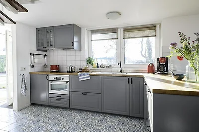 Familienvilla mit privatem Garten