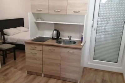 Studio Apartment 5