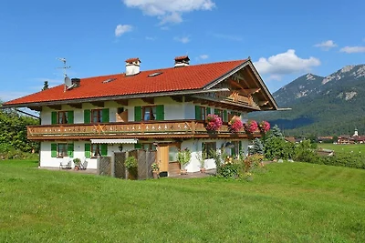 Ferienwohnung in Krün mit Schwimmbecken