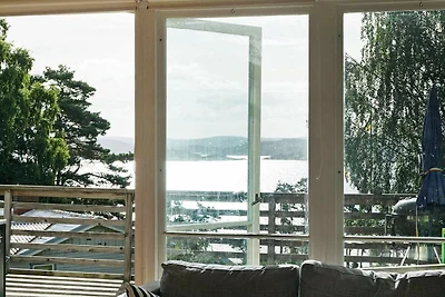 4 Personen Ferienhaus in Höviksnäs