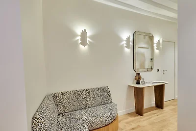 Schitterend nieuw triplex op Place des Vosges