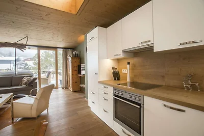 Moderne Wohnung mit Balkon und Zugang zur...