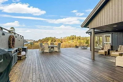 8 Personen Ferienhaus in lyngdal-By Traum