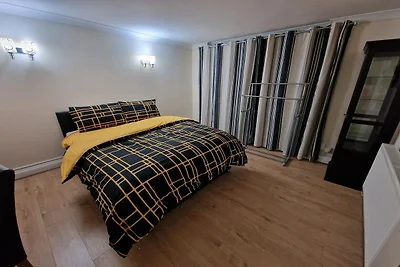 Belvilla Russel Court Hotel | Standard Triple