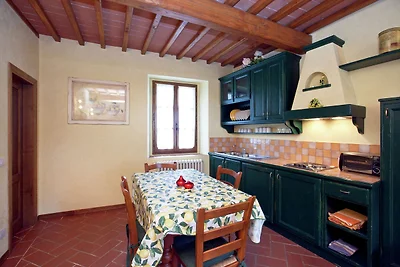Agriturismo a Loro Ciuffenna con giardino