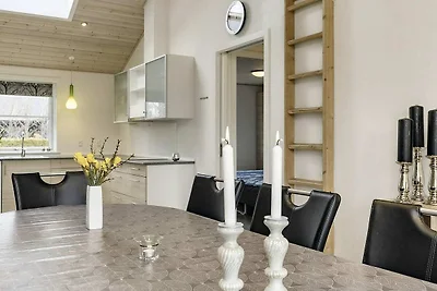 8 Personen Ferienhaus in Væggerløse-By Traum