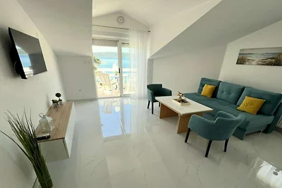 Villa Tomi - Studio With Sea View (5)