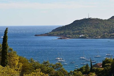 Villa in Agay mit Schwimmbecken