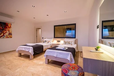 Villa in Kalkan met zwembad