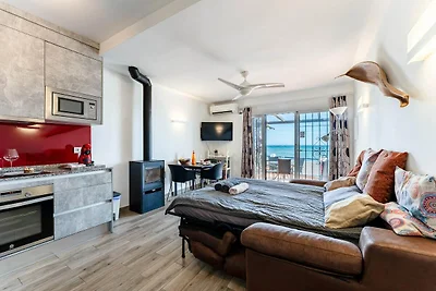 Ferienwohnung mit Meerblick und Terrasse in...