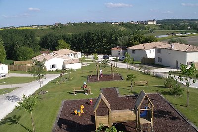 Villa di lusso con terrazza coperta a Chalais