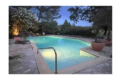 Ferienhaus in Carcès mit Badminton