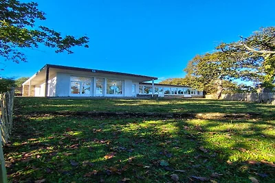 Fantastische Villa mit Meerblick in...
