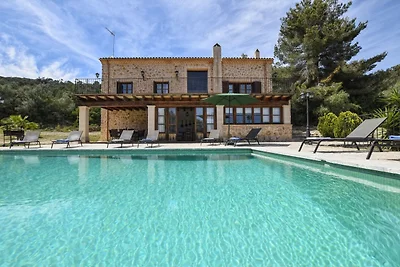 Schönes Ferienhaus mit privatem Pool