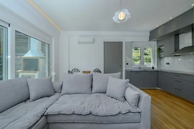Villa in Agia Triada heeft 2 slaapkamers