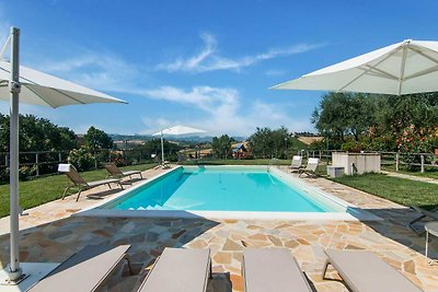 Bella casa vacanze con piscina privata